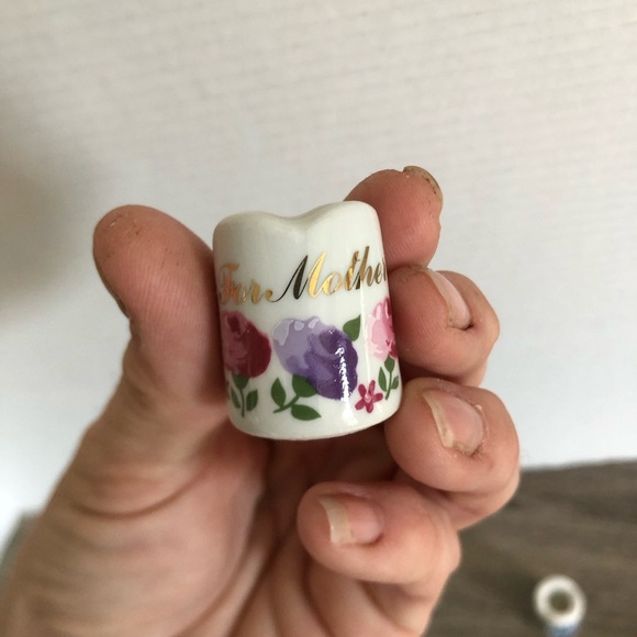 Vtg Russ Ceramic Miniature Cups - Picture 4 of 11